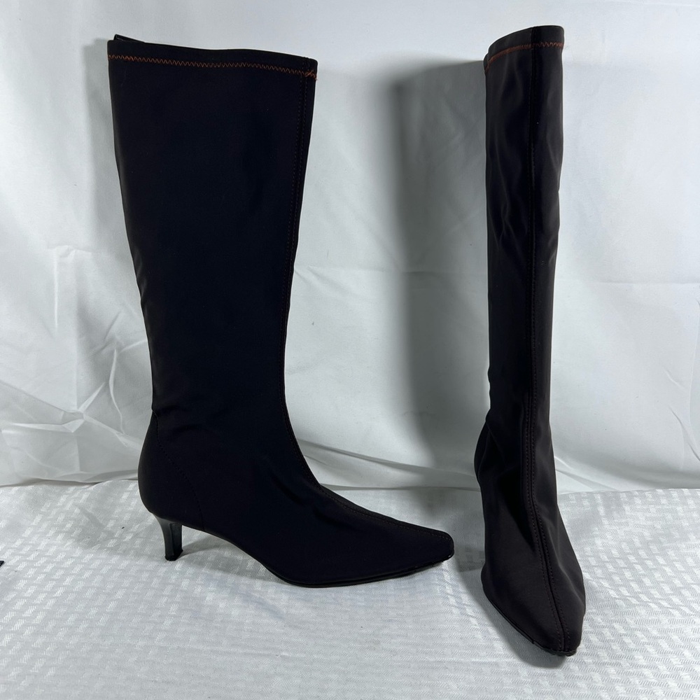 7817: VIVAIA X HANS Brown Knit Knee High Boots Size 24.0